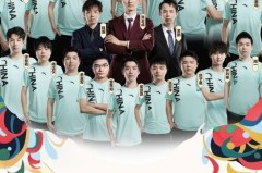 44. 《全新观赛功能“AI预测胜率”在客户端上线，引发玩家热议》